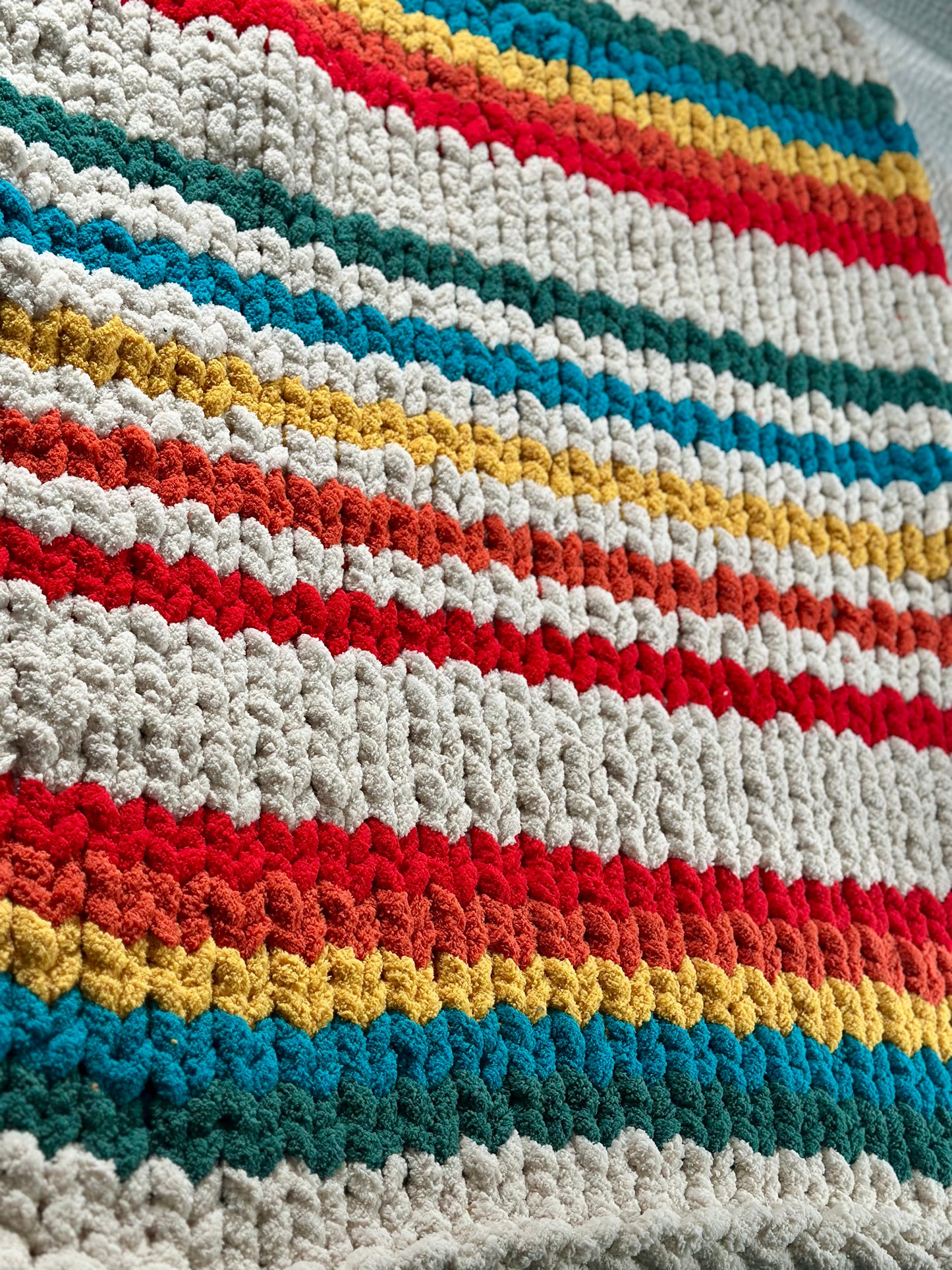 Small Rainbow Chunky Knit Blanket