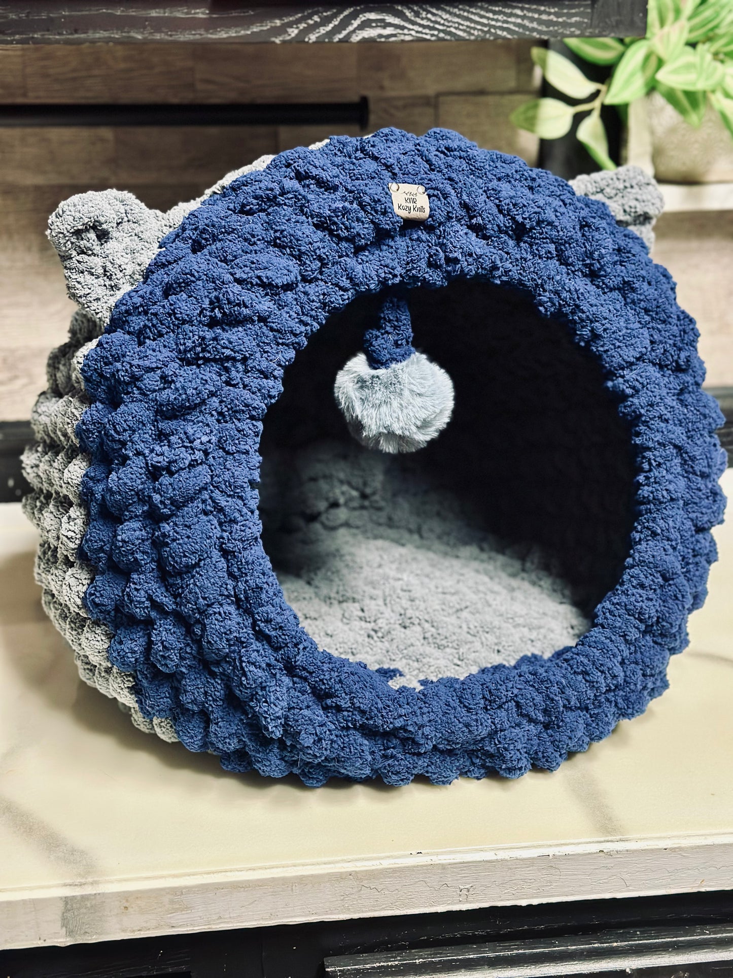 Pet Cave