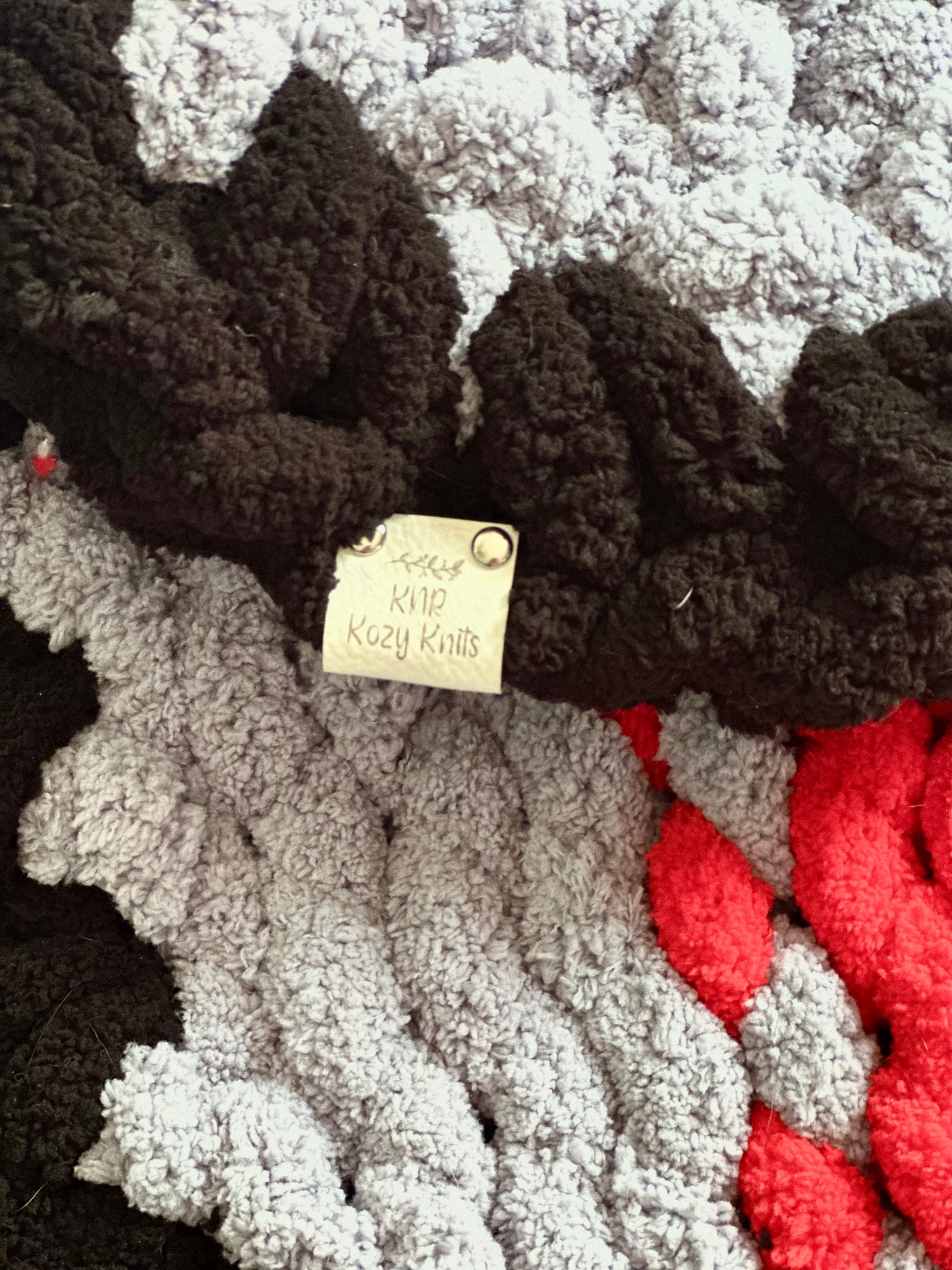 Jason Voorhees Mask - Twin Chunky Knit Blanket